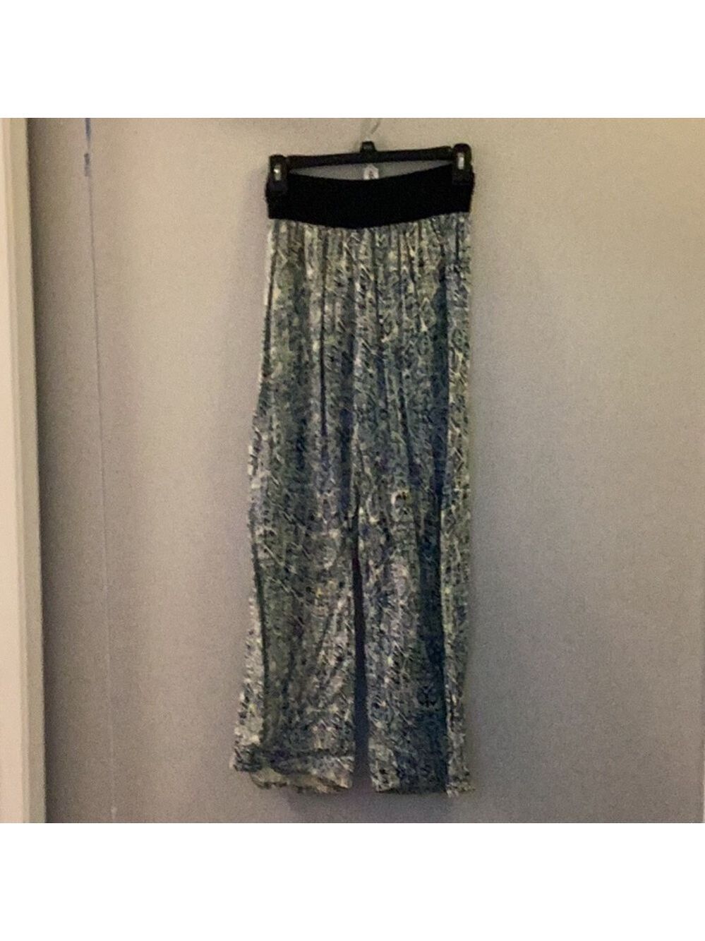 LIVING Doll LA pants medium